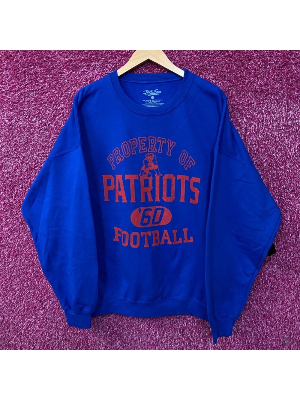 Junk Food Clothing New England Patriots Property Flea Market Crew Fleece XL